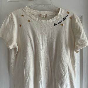 Women’s tshirt size large